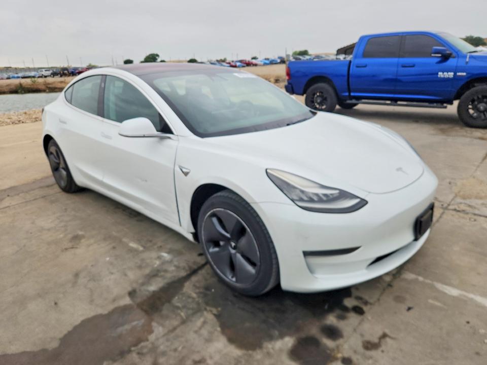 Auction sale of the 2018 Tesla Model 3, vin: 5YJ3E1EA5JF161808, lot number: 48793256