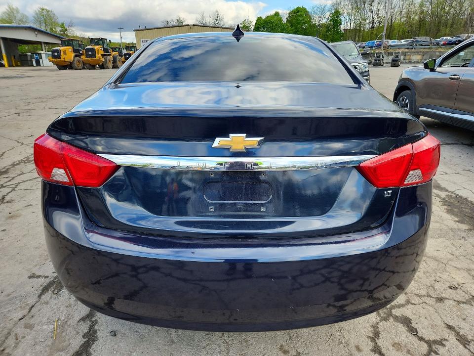 52002946 :رقم المزاد ، 2G1105SA8H9101756 vin ، 2017 Chevrolet Impala مزاد بيع