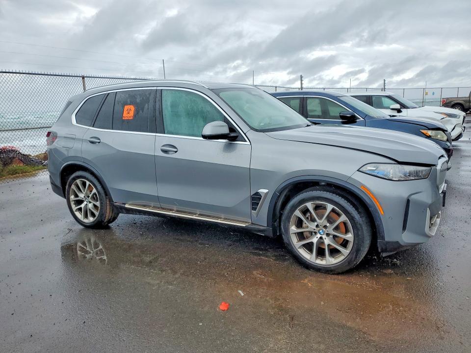 49664306 :رقم المزاد ، 5UX23EU02R9S99425 vin ، 2024 Bmw X5 مزاد بيع