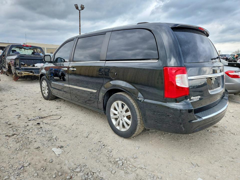 49724526 :رقم المزاد ، 2C4RC1GGXFR655692 vin ، 2015 Chrysler Town & Country مزاد بيع