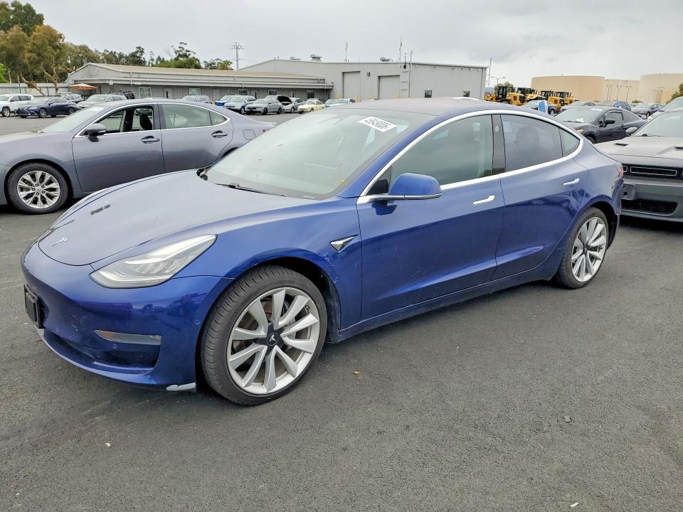 Продаж на аукціоні авто 2018 Tesla Model 3, vin: 5YJ3E1EA5JF042639, номер лоту: 45849006