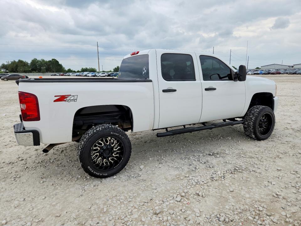 50261656 :رقم المزاد ، 3GCPKSE37BG308353 vin ، 2011 Chevrolet Silverado مزاد بيع
