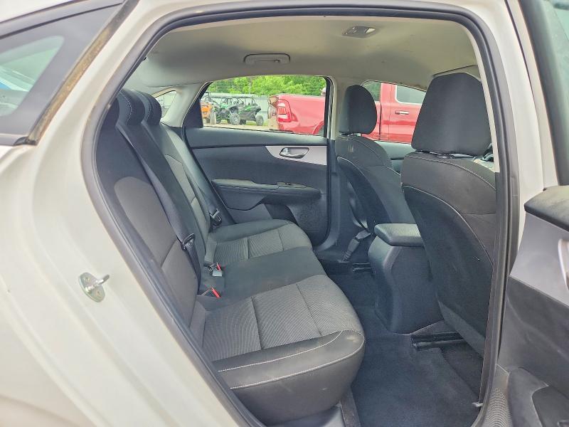49639966 :رقم المزاد ، 3KPF24AD7RE779690 vin ، 2024 Kia Forte مزاد بيع