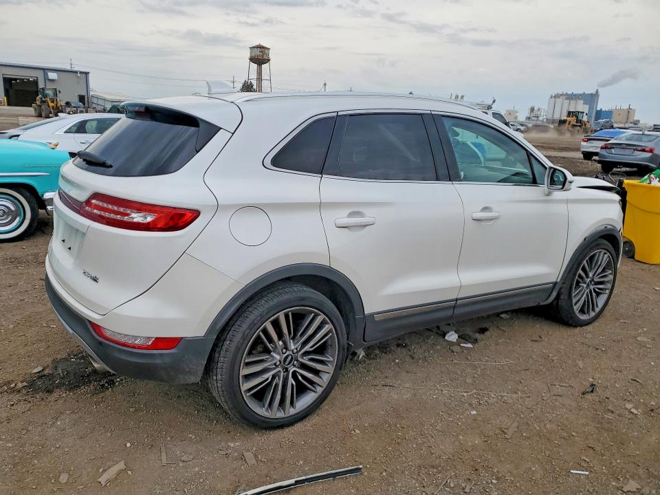 49163116 :رقم المزاد ، 5LMTJ2AH4FUJ46096 vin ، 2015 Lincoln Townhouse Mkc مزاد بيع
