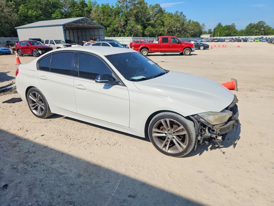 2015 Bmw 328 მანქანა იყიდება აუქციონზე, vin: WBA3A5C51FF609549, აუქციონის ნომერი: 51310716