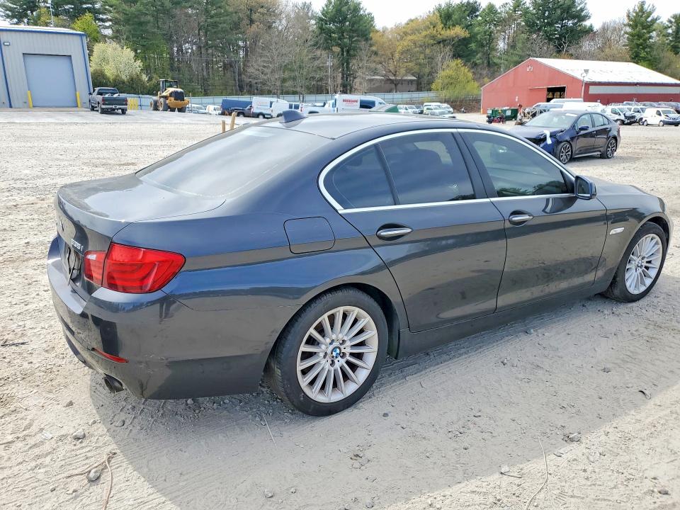 51694376 :رقم المزاد ، WBAFU7C57DDU67670 vin ، 2013 Bmw 535 مزاد بيع