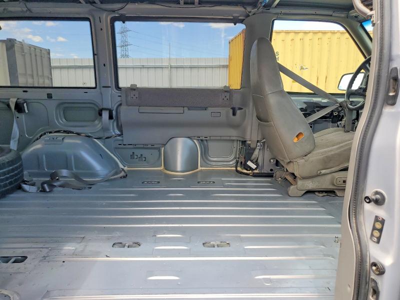 Продаж на аукціоні авто 2000 Chevrolet Astro, vin: 1GNDM19W2YB134051, номер лоту: 52006376