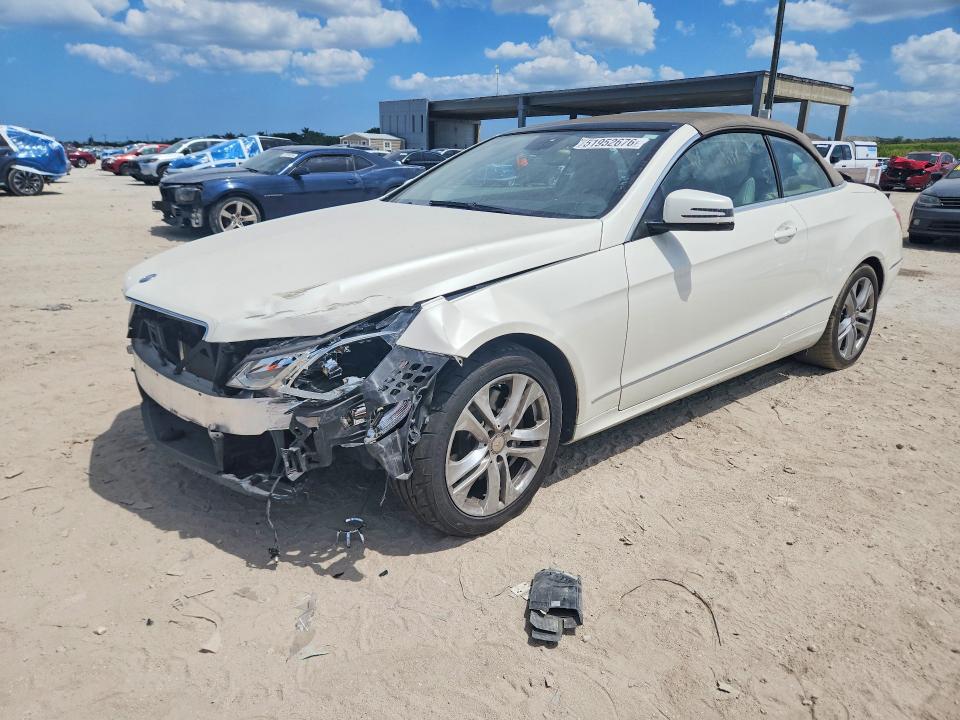 51952676 :رقم المزاد ، WDDKK5GF0BF086376 vin ، 2011 Mercedes-benz E مزاد بيع