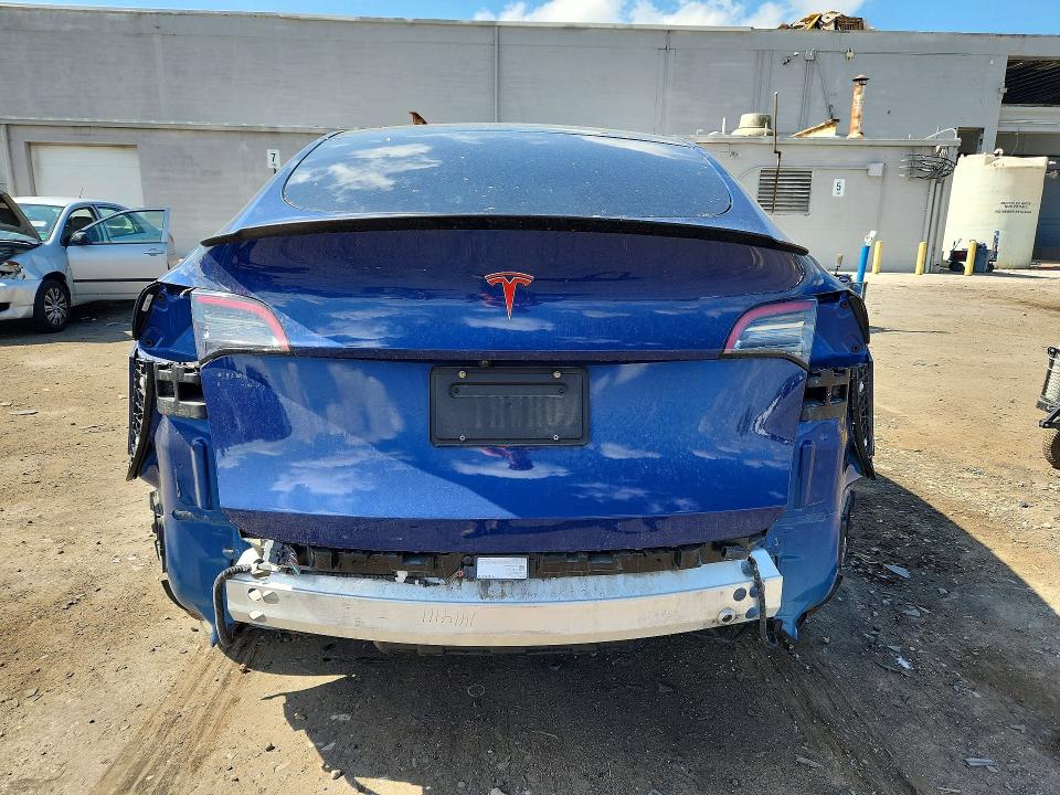 Продажа на аукционе авто 2021 Tesla Model Y, vin: 5YJYGDEE5MF061622, номер лота: 50643256