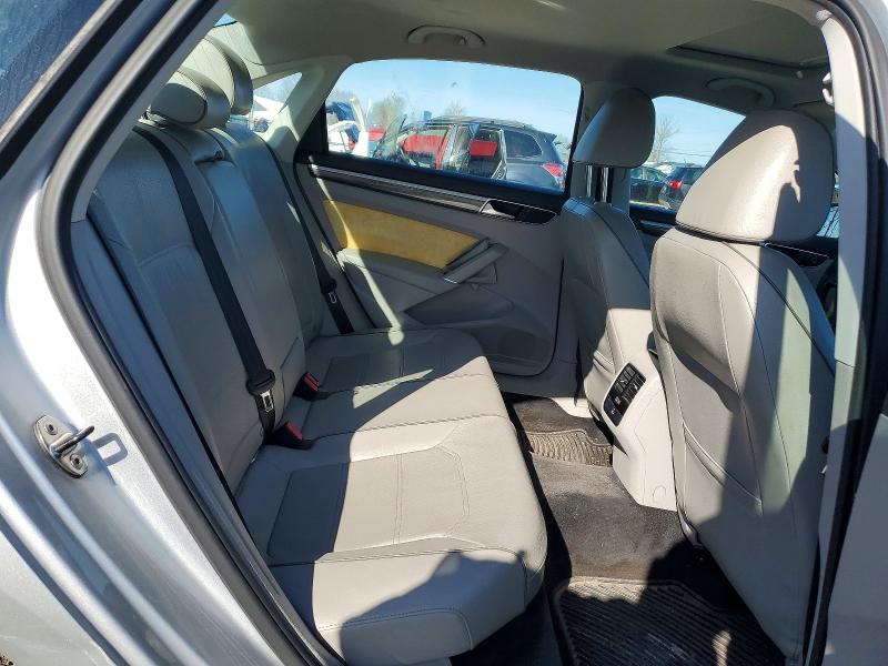 2016 Volkswagen Passat მანქანა იყიდება აუქციონზე, vin: 1VWBS7A36GC032915, აუქციონის ნომერი: 49298226