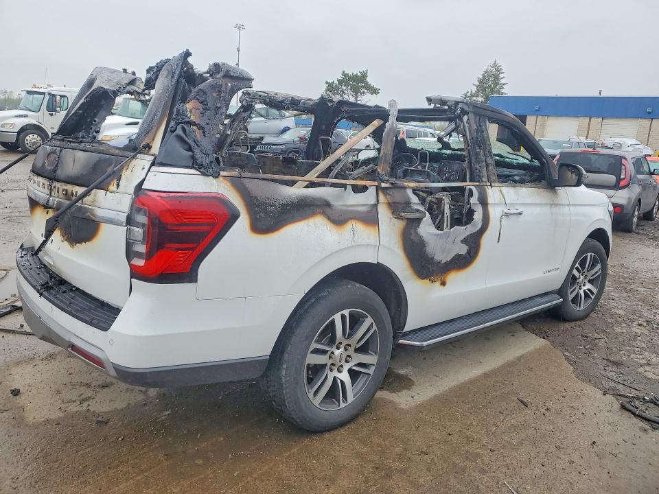 Продажа на аукционе авто 2022 Ford Expedition, vin: 1FMJU2AT5NEA67454, номер лота: 51861956