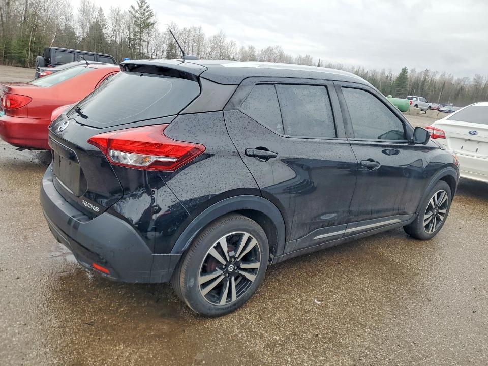47749836 :رقم المزاد ، 3N1CP5CU7KL556433 vin ، 2019 Nissan Kicks مزاد بيع