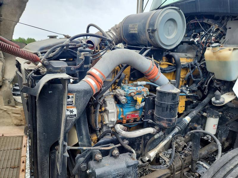 2003 Kenworth T800 მანქანა იყიდება აუქციონზე, vin: 3WKDDB9X23F387594, აუქციონის ნომერი: 51688226