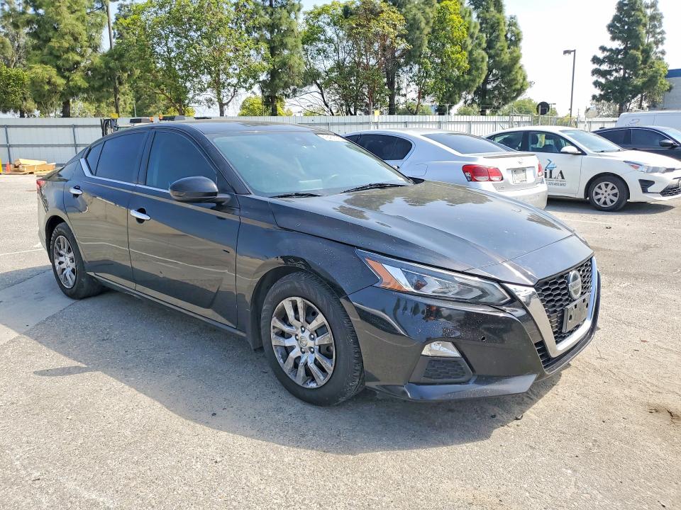 Продаж на аукціоні авто 2021 Nissan Altima, vin: 1N4BL4DV8MN316192, номер лоту: 49461176