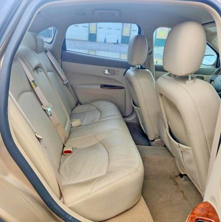 48963106 :رقم المزاد ، 2G4WD562651314733 vin ، 2005 Buick Lacrosse مزاد بيع