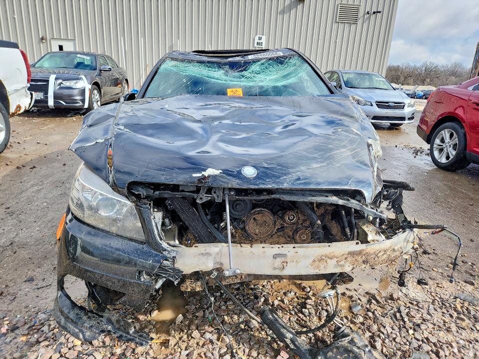 48880066 :رقم المزاد ، WDDGF8BB9BR172364 vin ، 2011 Mercedes-benz C مزاد بيع