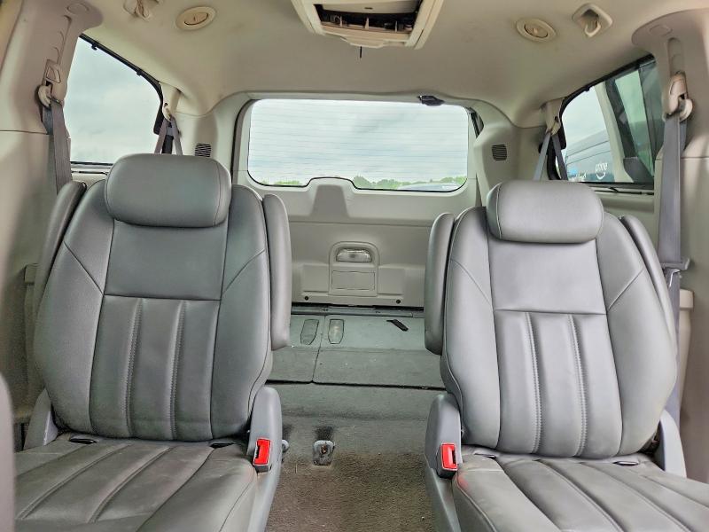 50370276 :رقم المزاد ، 2A8HR54P98R765912 vin ، 2008 Chrysler Town & Country مزاد بيع