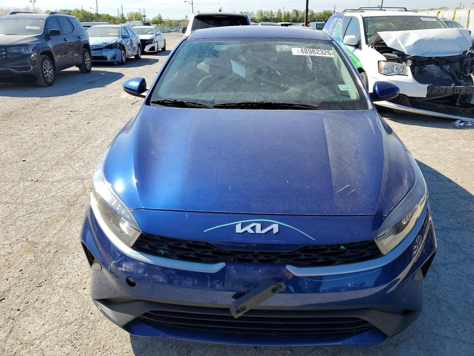 48982326 :رقم المزاد ، 3KPF24AD7NE465791 vin ، 2022 Kia Forte مزاد بيع