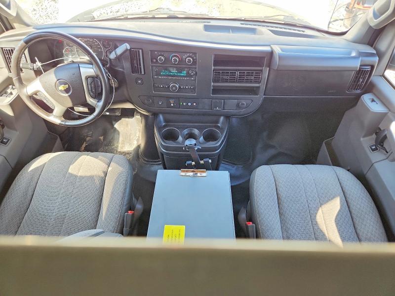 2017 Chevrolet Express G2500 მანქანა იყიდება აუქციონზე, vin: 1GCWGAFFXH1108462, აუქციონის ნომერი: 50333916