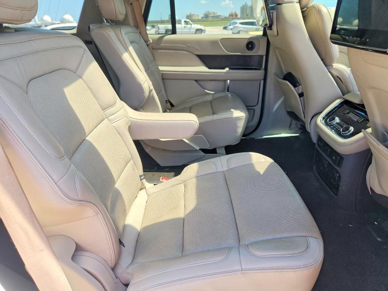 50457176 :رقم المزاد ، 5LMJJ2HT5KEL09151 vin ، 2019 Lincoln Navigator مزاد بيع