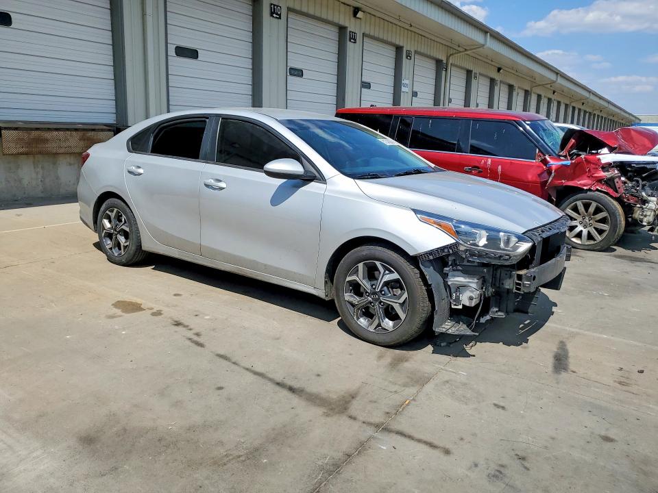 Продажа на аукционе авто 2021 Kia Forte, vin: 3KPF24AD4ME318116, номер лота: 51240236