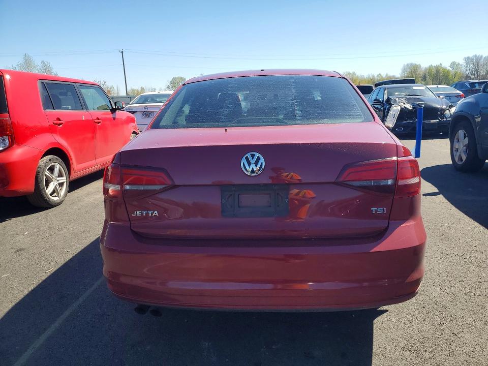 49336076 :رقم المزاد ، 3VW2B7AJ0HM256258 vin ، 2017 Volkswagen Jetta مزاد بيع
