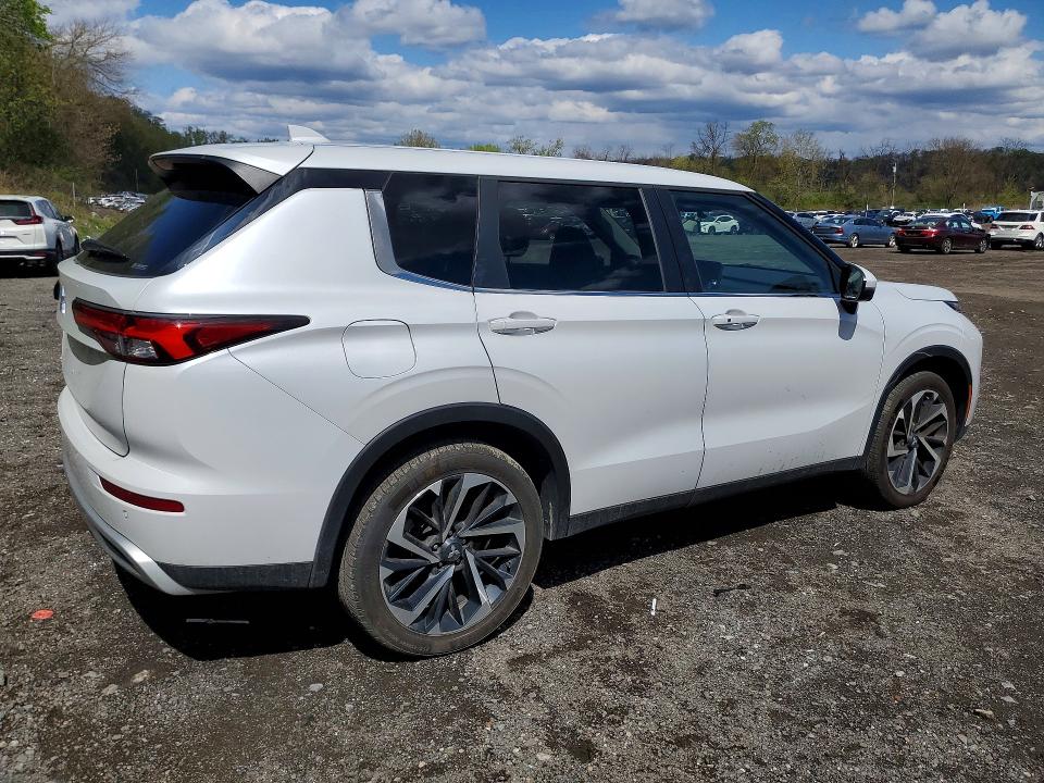 Продаж на аукціоні авто 2024 Mitsubishi Outlander, vin: JA4J4VA88RZ043241, номер лоту: 50332036