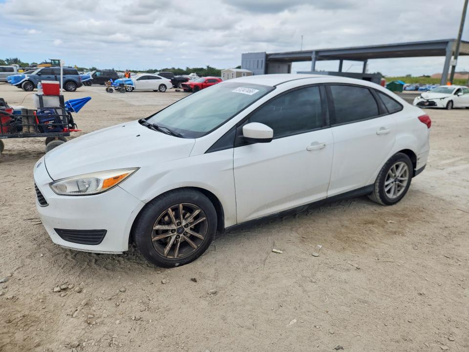 51247466 :رقم المزاد ، 1FADP3F23JL214896 vin ، 2018 Ford Focus مزاد بيع