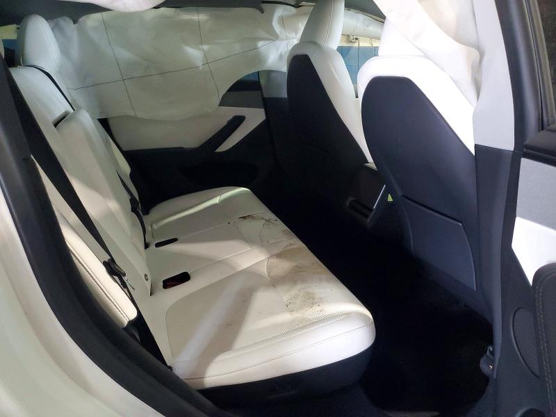 49671276 :رقم المزاد ، 7SAYGDEE2TA584692 vin ، 2026 Tesla Model Y مزاد بيع