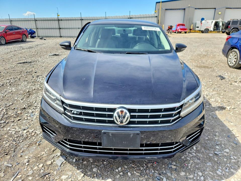 Продажа на аукционе авто 2018 Volkswagen Passat, vin: 1VWAA7A33JC009890, номер лота: 49893256