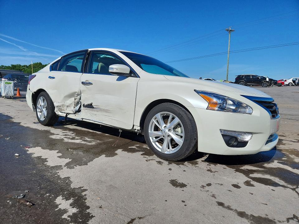 Продажа на аукционе авто 2015 Nissan Altima, vin: 1N4AL3AP3FC568345, номер лота: 51807556