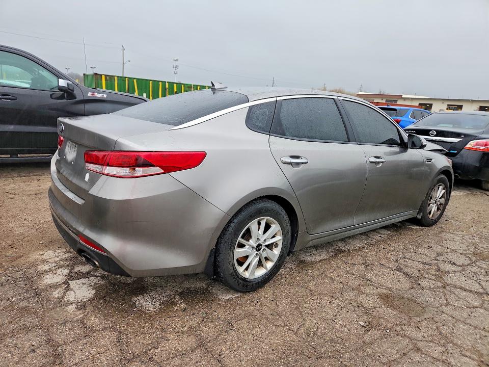 Продаж на аукціоні авто 2018 Kia Optima, vin: 5XXGT4L39JG229697, номер лоту: 46716396