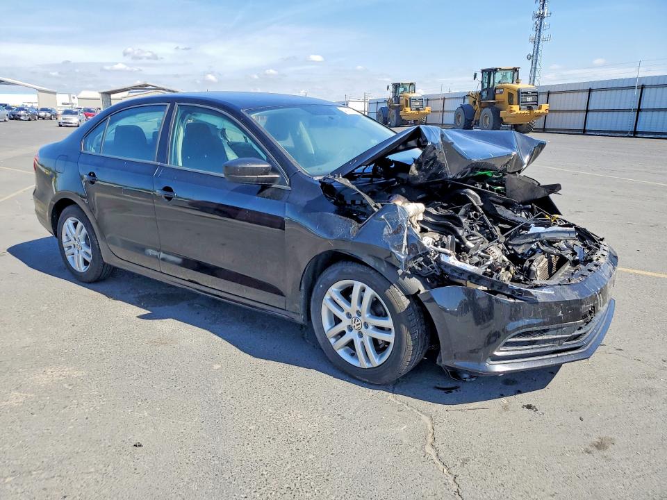 47664536 :رقم المزاد ، 3VW1K7AJ2FM232309 vin ، 2015 Volkswagen Jetta مزاد بيع