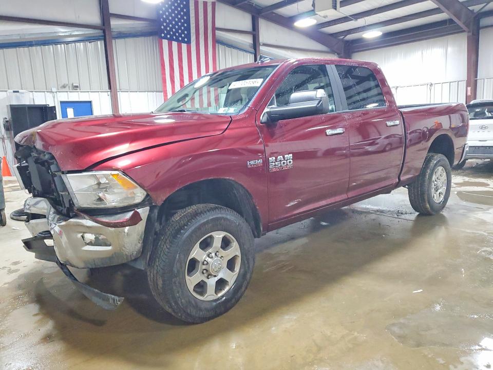 47705156 :رقم المزاد ، 3C6UR5DJ3HG562884 vin ، 2017 Ram 2500 مزاد بيع