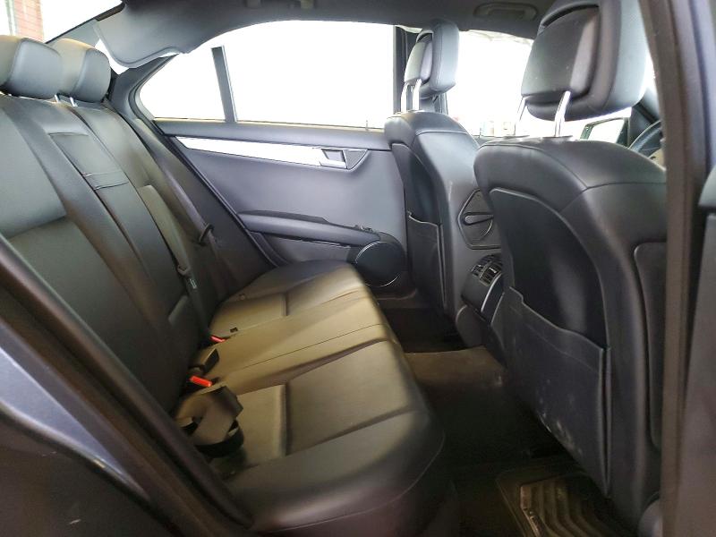 Продаж на аукціоні авто 2013 Mercedes-benz C, vin: WDDGF4HB6DA757615, номер лоту: 49173276