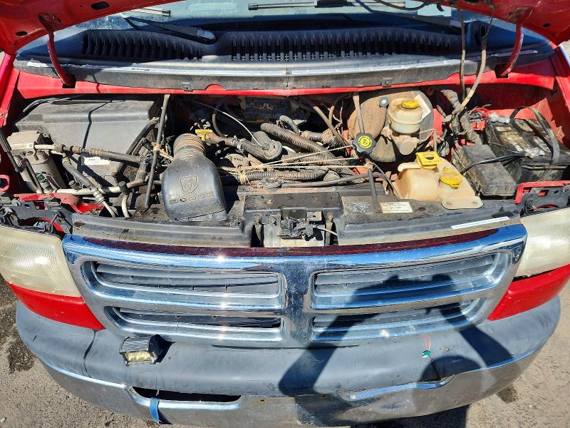 49581566 :رقم المزاد ، 2B6HB11Y5YK131432 vin ، 2000 Dodge Ram Van مزاد بيع