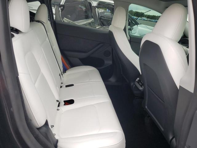 48490256 :رقم المزاد ، 7SAYGDED5SA379213 vin ، 2025 Tesla Model Y مزاد بيع