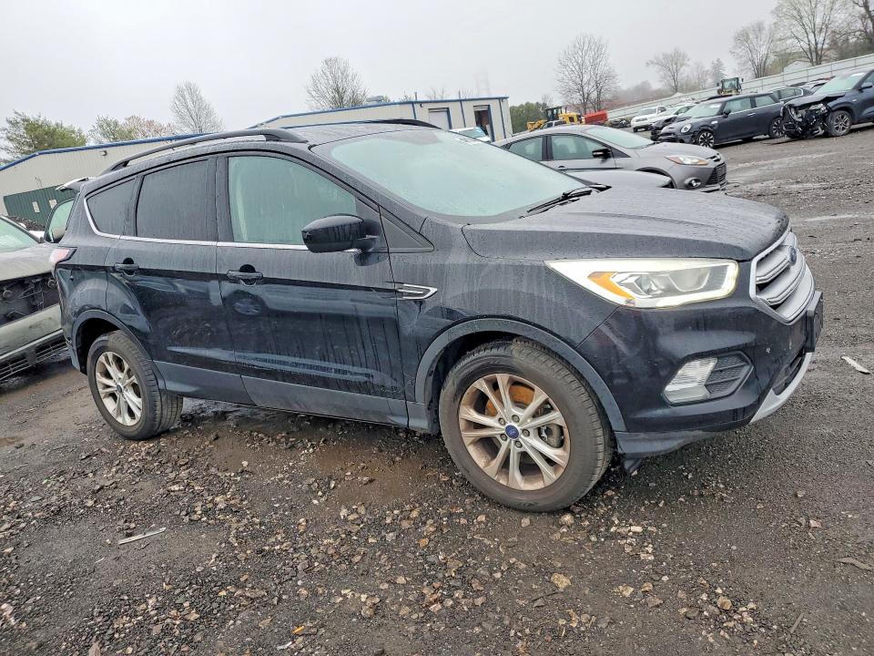 Продаж на аукціоні авто 2017 Ford Escape, vin: 1FMCU0G97HUE46961, номер лоту: 48017346