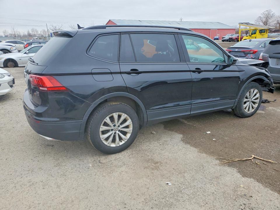 48402236 :رقم المزاد ، 3VV0B7AX9JM169951 vin ، 2018 Volkswagen Tiguan مزاد بيع