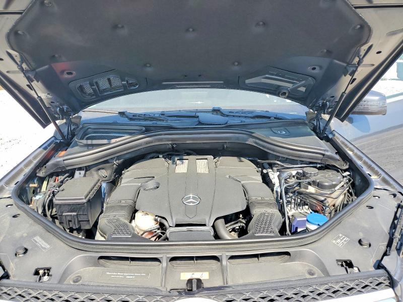49864186 :رقم المزاد ، 4JGDF6EE3HA752655 vin ، 2017 Mercedes-benz Gls مزاد بيع