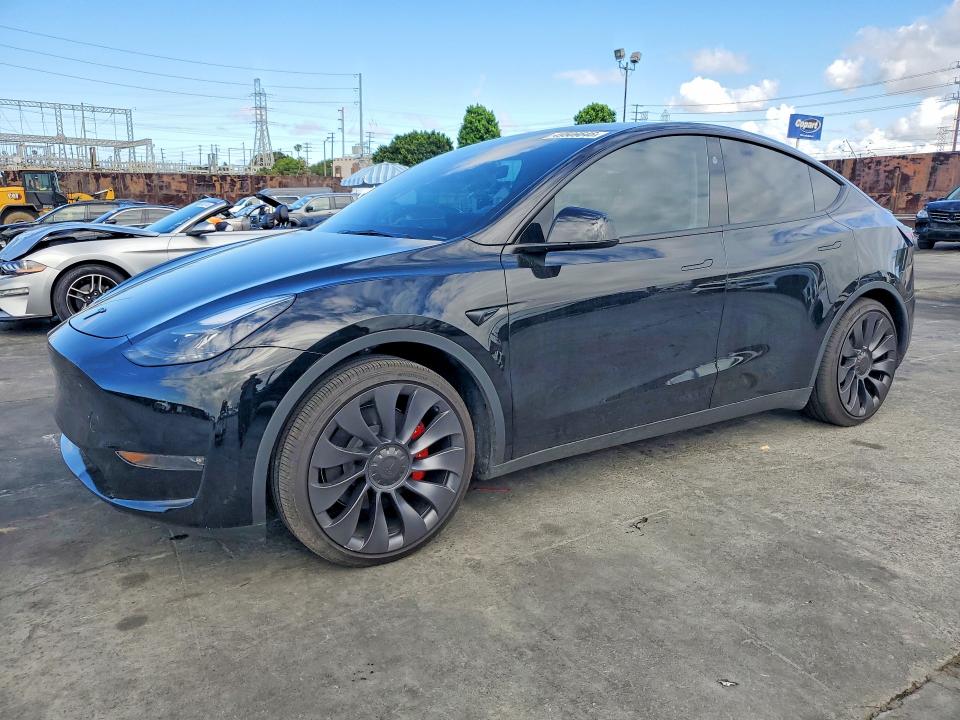 2025 Tesla Model Y მანქანა იყიდება აუქციონზე, vin: 7SAYGDEF5SF300403, აუქციონის ნომერი: 49509646