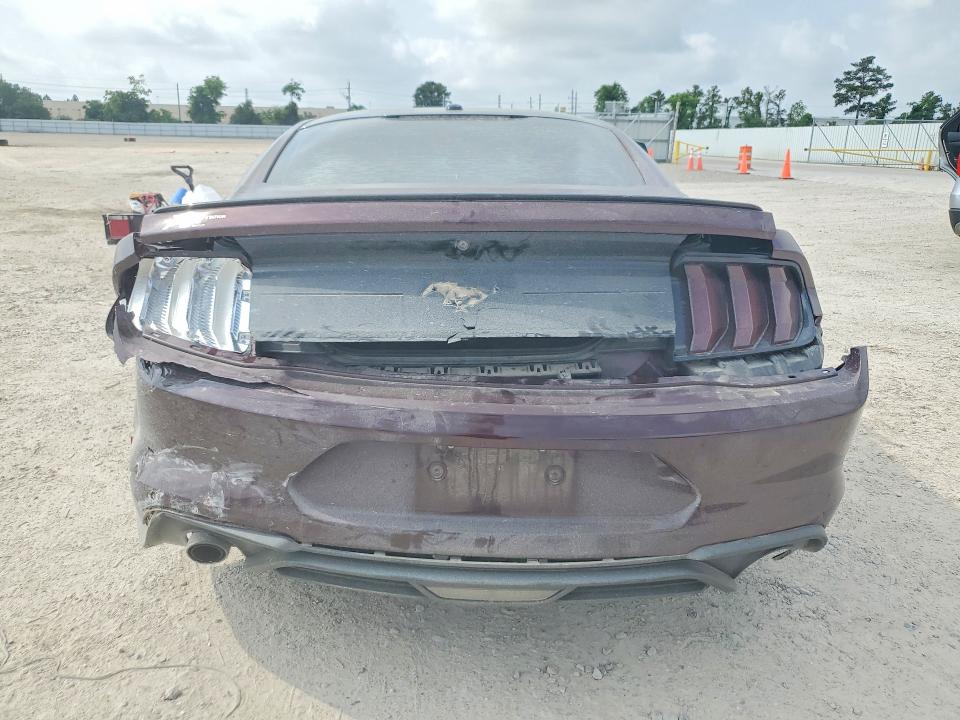51168566 :رقم المزاد ، 1FA6P8TH1J5127856 vin ، 2018 Ford Mustang مزاد بيع
