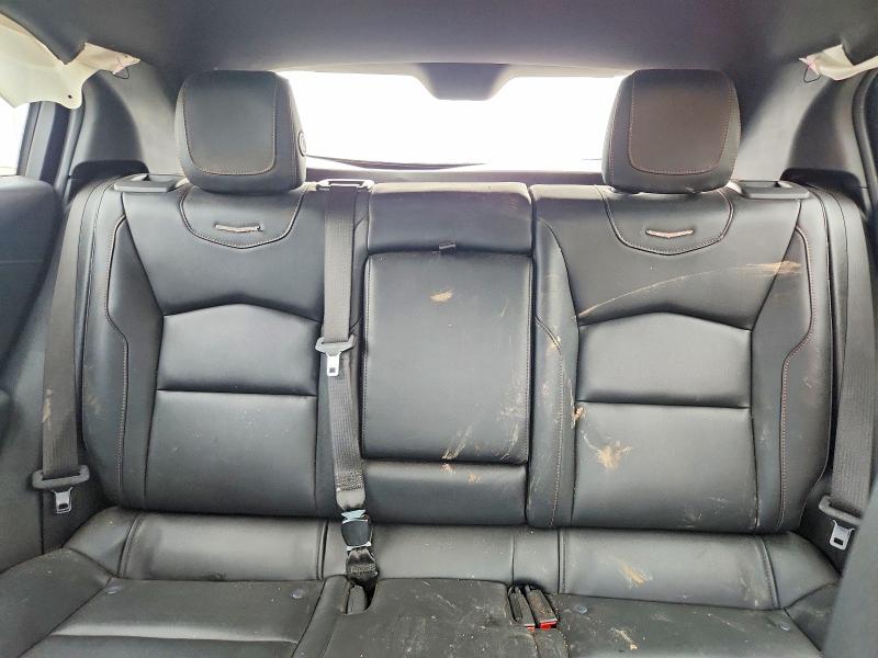 49505096 :رقم المزاد ، 1GYFZER4XMF008512 vin ، 2021 Cadillac Xt4 مزاد بيع