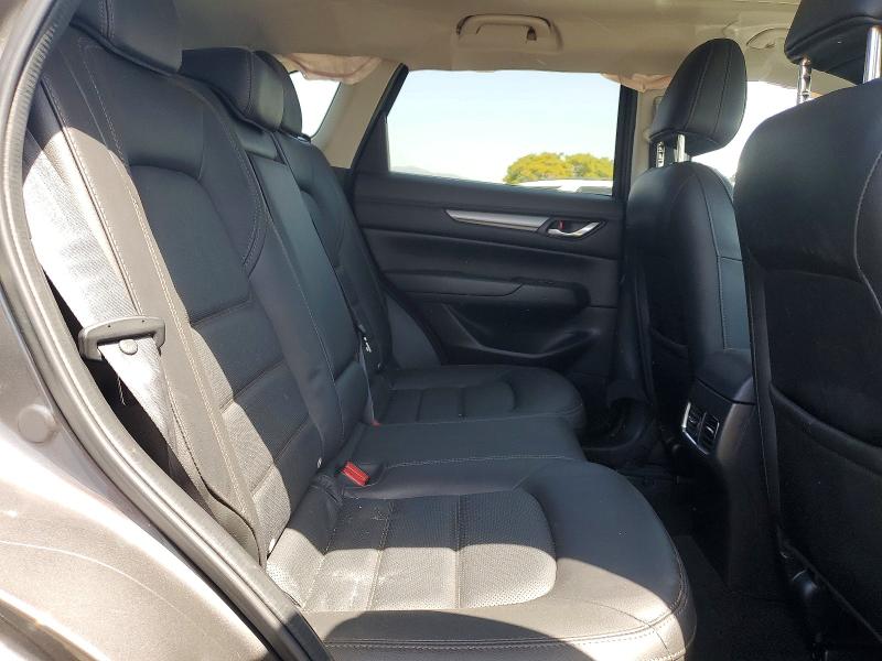 50267256 :رقم المزاد ، JM3KFBCM4N1565197 vin ، 2022 Mazda Cx-5 مزاد بيع