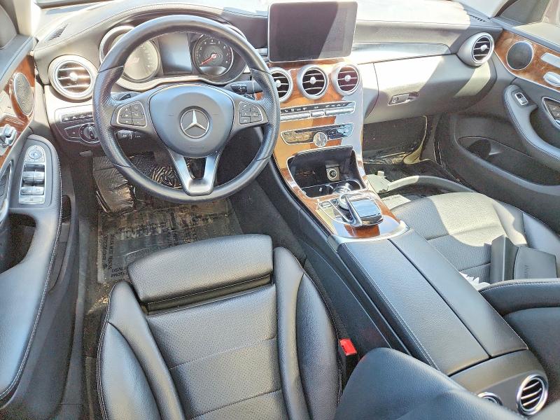 51427906 :رقم المزاد ، 55SWF4KB8GU145232 vin ، 2016 Mercedes-benz C مزاد بيع