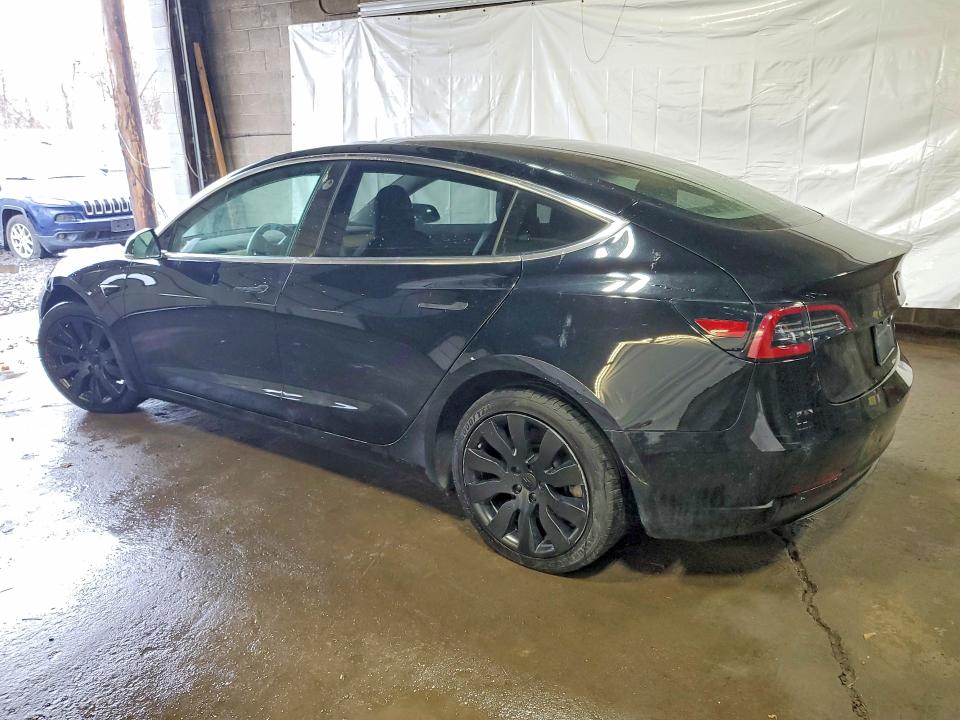Продажа на аукционе авто 2019 Tesla Model 3, vin: 5YJ3E1EB6KF208872, номер лота: 47981466