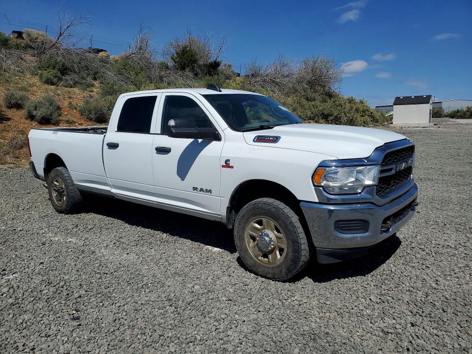 Продажа на аукционе авто 2022 Ram 2500, vin: 3C6UR5HL7NG416656, номер лота: 48638296