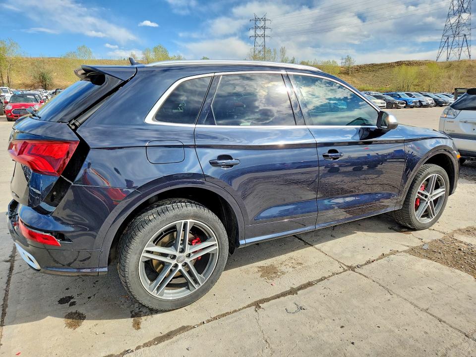 2018 Audi Sq5 მანქანა იყიდება აუქციონზე, vin: WA1A4AFY9J2073606, აუქციონის ნომერი: 50665216