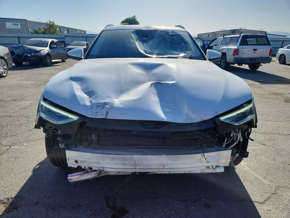 Продажа на аукционе авто 2021 Audi E-tron, vin: WA1LAAGE7MB038010, номер лота: 49666136