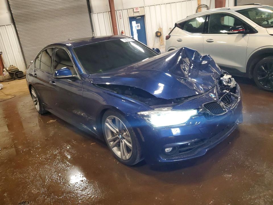 51304226 :رقم المزاد ، WBA8B7C57GK702549 vin ، 2016 Bmw 340 مزاد بيع